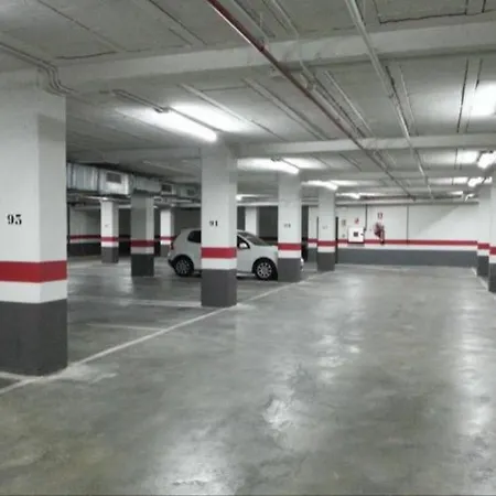 Jardines De La Muralla Free Parking Salamanca