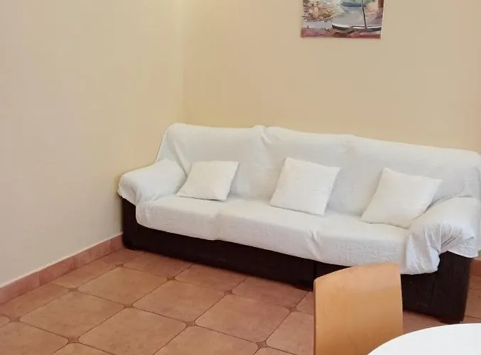 Jardines De La Muralla Free Parking *